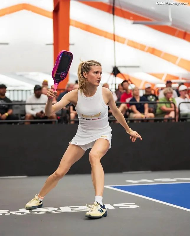 Eugenie Bouchard photo 11 of 440