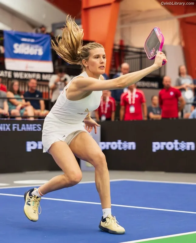 Eugenie Bouchard photo 13 of 440