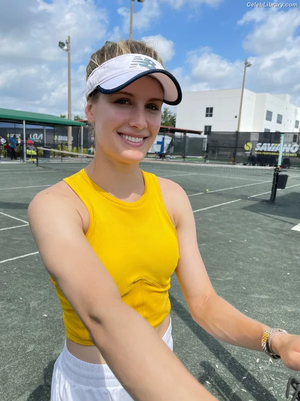 Eugenie Bouchard photo 7 of 440