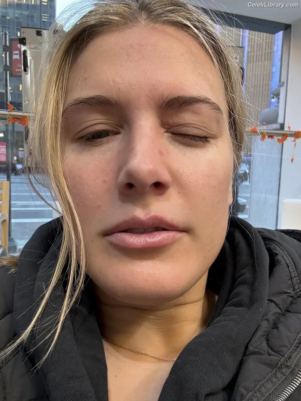 Eugenie Bouchard photo 18 of 440