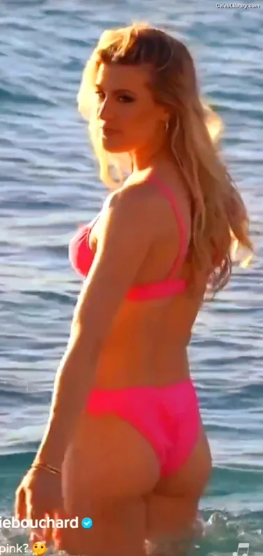 Eugenie Bouchard photo 24 of 440