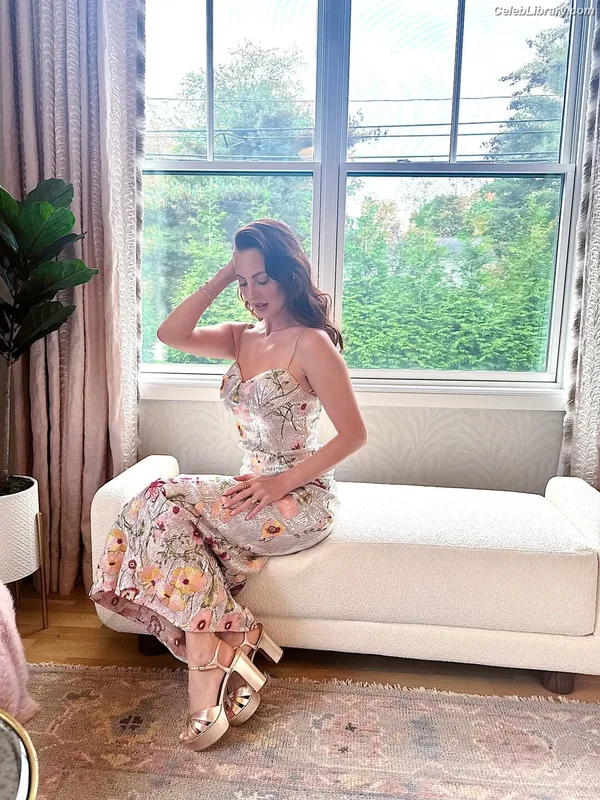 Eva Amurri photo 8 of 387