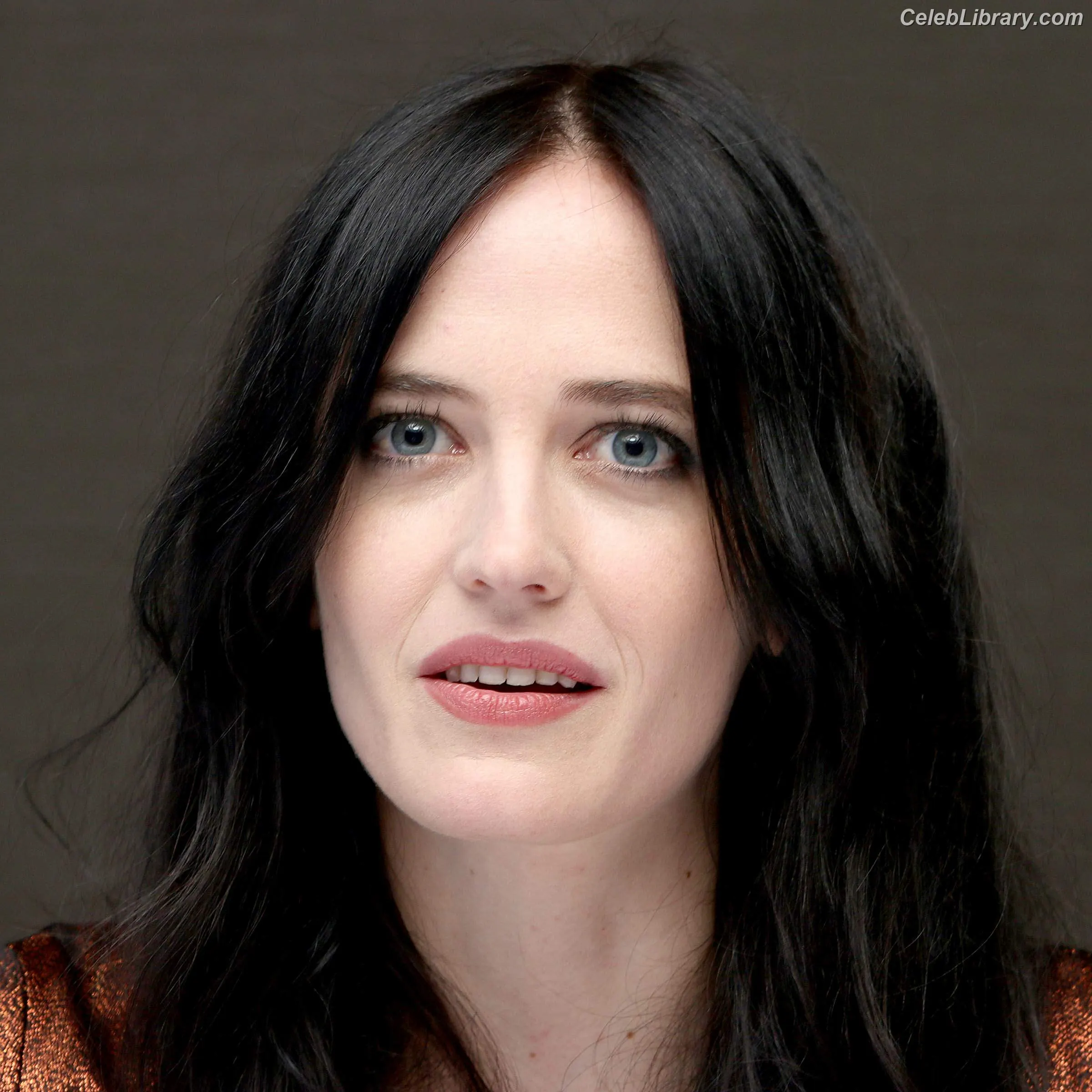 Eva Green photo 20 of 371