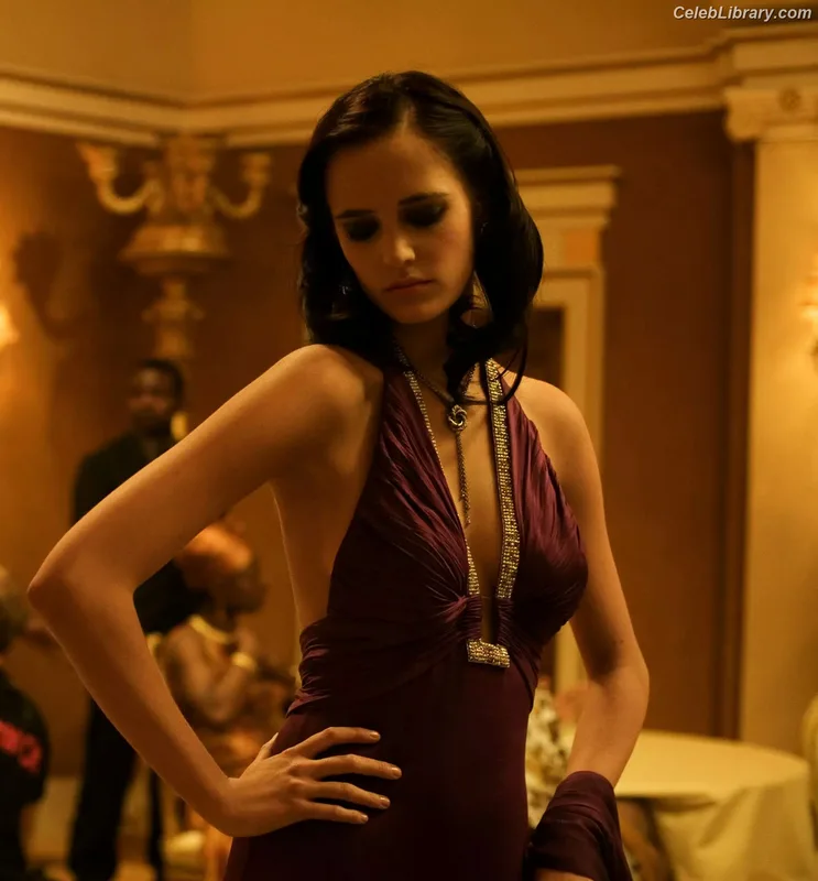 Eva Green photo 4 of 372