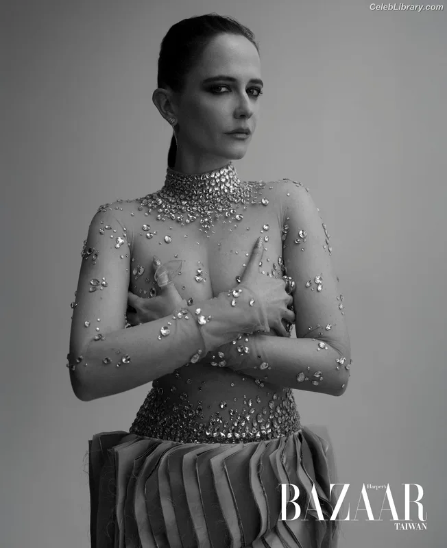 Eva Green photo 9 of 372