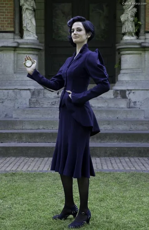 Eva Green photo 22 of 372