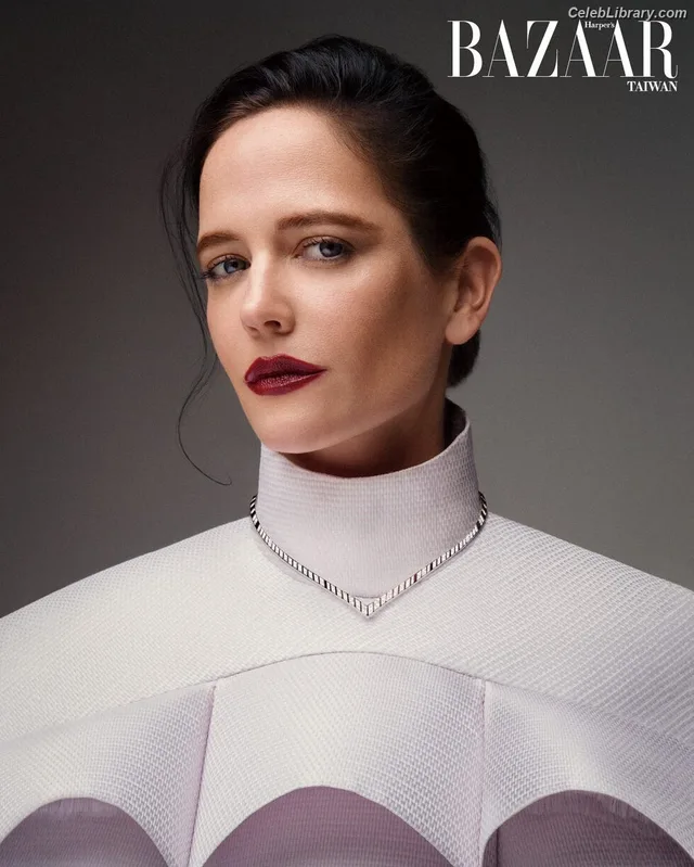 Eva Green photo 1 of 372