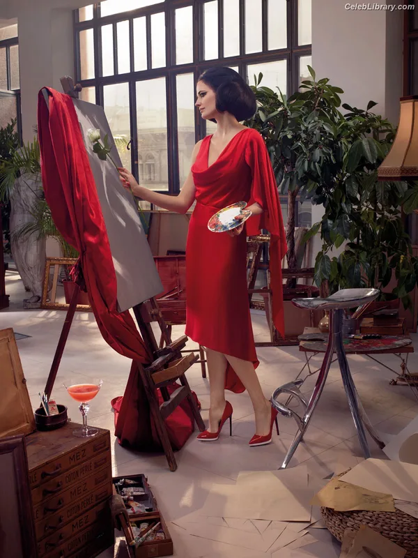 Eva Green photo 13 of 372