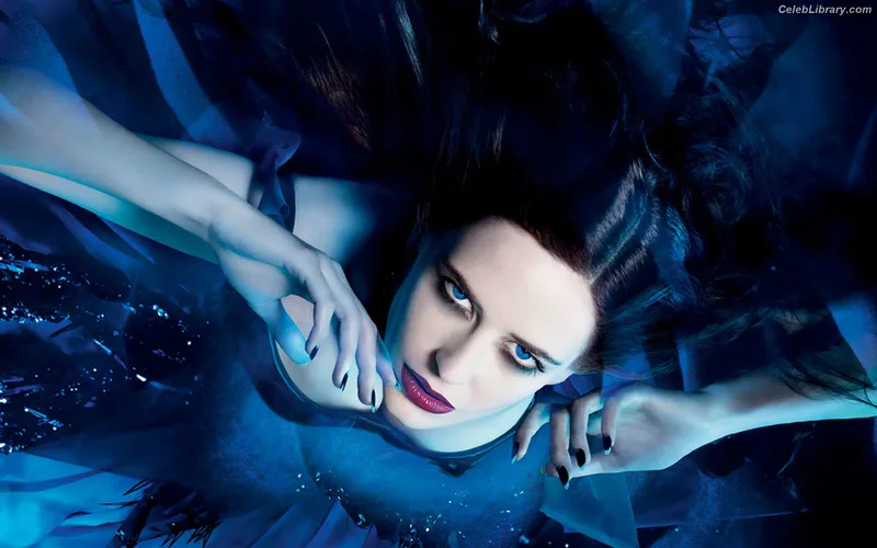 Eva Green photo 8 of 372