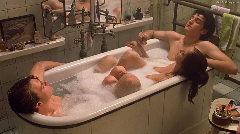 Eva Green photo 15 of 372