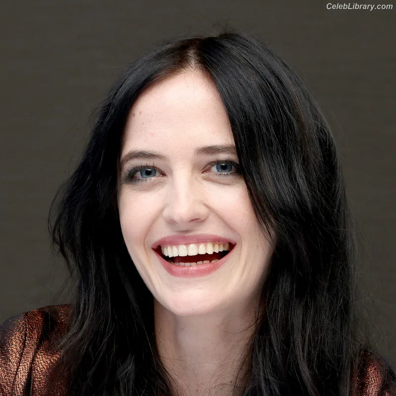Eva Green photo 6 of 372
