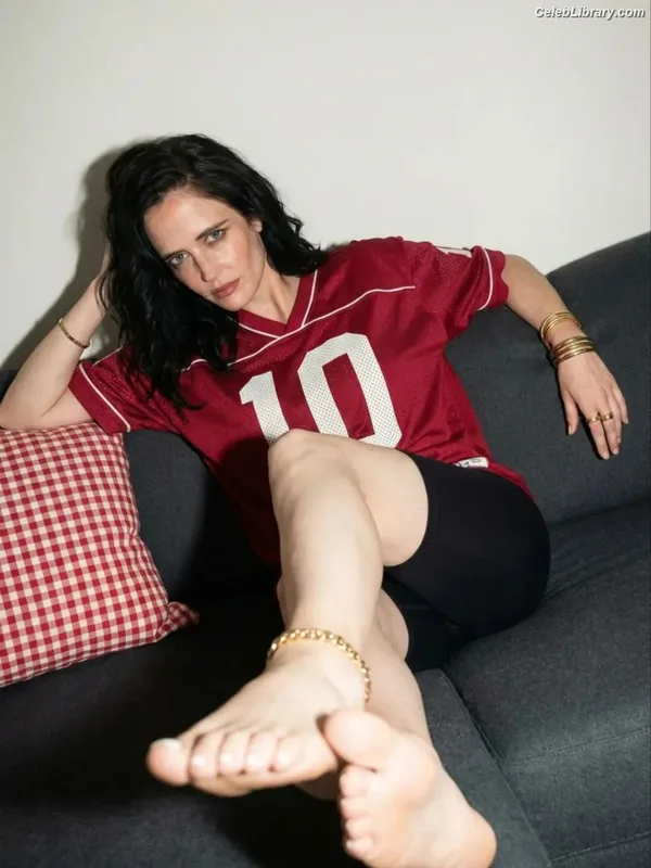 Eva Green photo 20 of 372