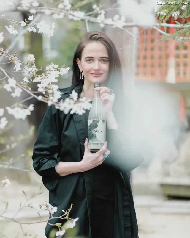 Eva Green photo 10 of 372