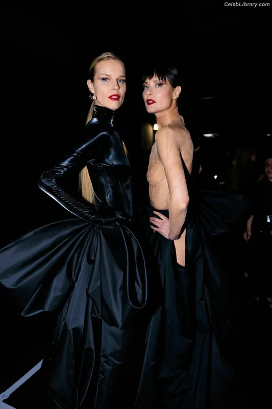 Eva Herzigova photo 12 of 62