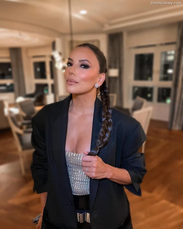 Eva Longoria photo 1 of 793