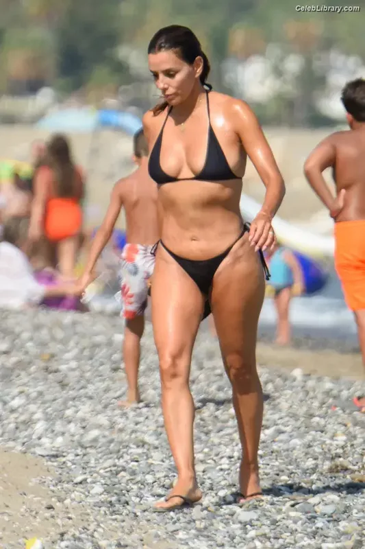 Eva Longoria photo 17 of 793