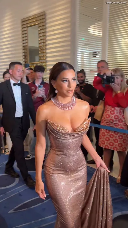 Eva Longoria photo 17 of 793