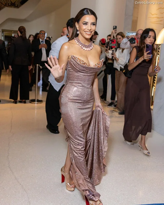 Eva Longoria photo 3 of 793