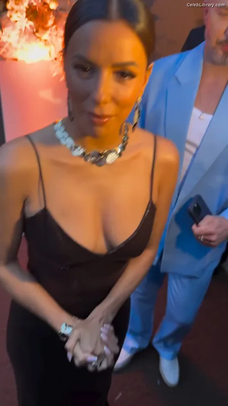 Eva Longoria photo 8 of 793