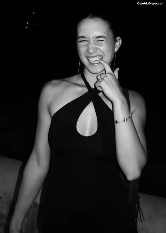 Eva Lys photo 9 of 466