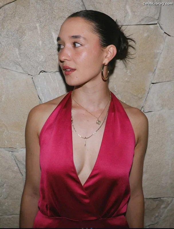 Eva Lys photo 7 of 466