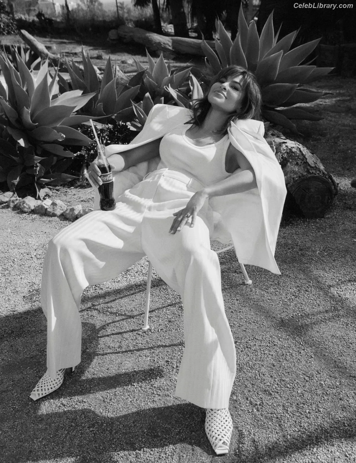 Eva Mendes photo 20 of 313