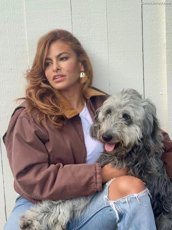 Eva Mendes photo 7 of 311