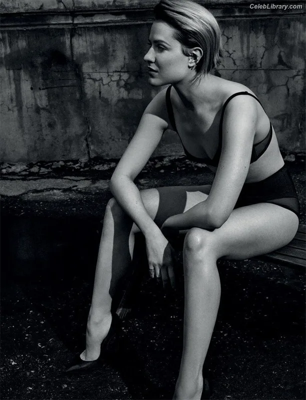 Evan Rachel Wood photo 7 of 75