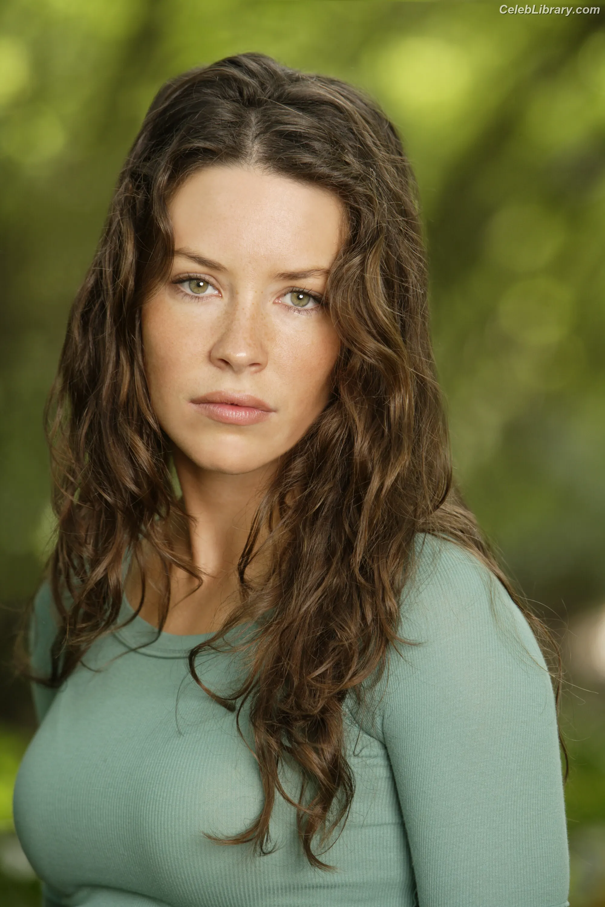 Evangeline Lilly photo 23 of 409