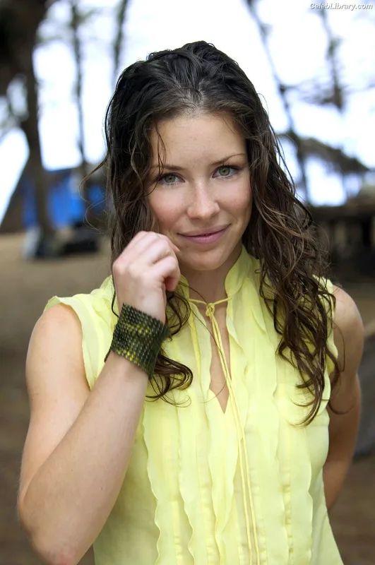 Evangeline Lilly photo 3 of 409