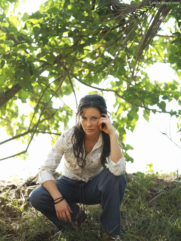 Evangeline Lilly photo 18 of 409
