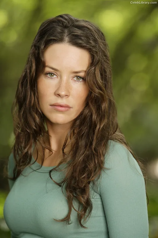 Evangeline Lilly photo 23 of 409