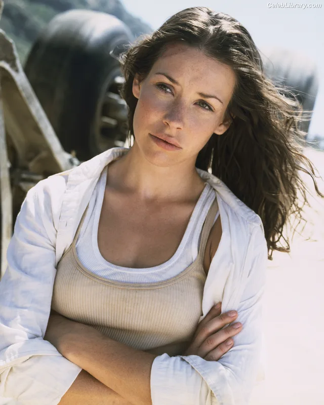 Evangeline Lilly photo 17 of 409