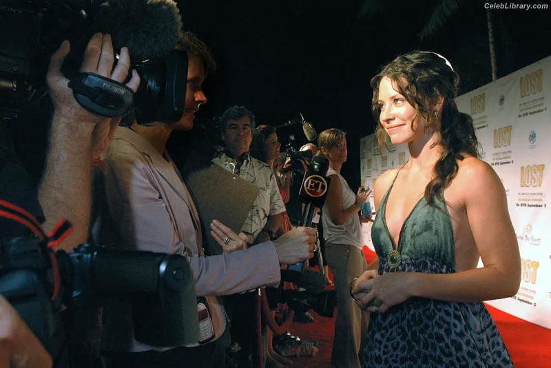 Evangeline Lilly photo 22 of 409