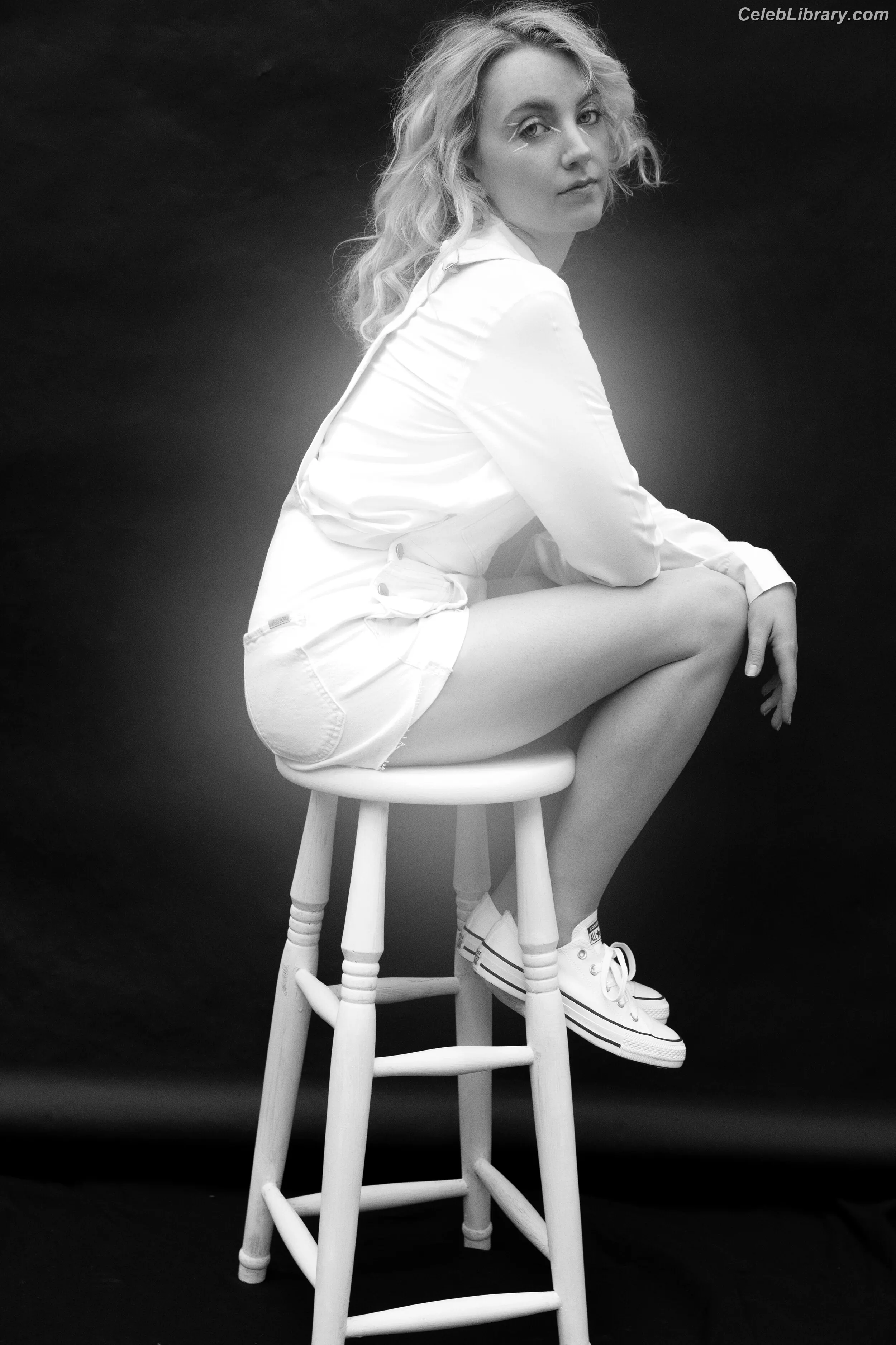 Evanna Lynch photo 8 of 389