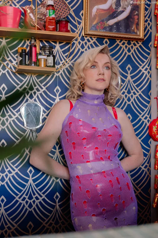 Evanna Lynch photo 6 of 389