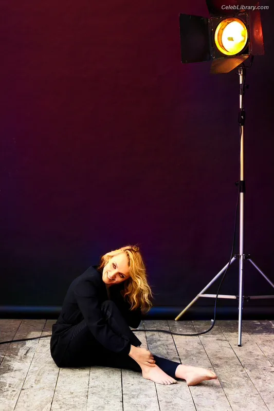 Evanna Lynch photo 13 of 389
