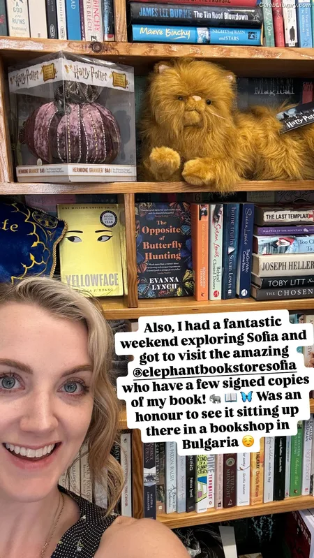 Evanna Lynch photo 16 of 389