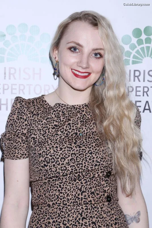 Evanna Lynch photo 18 of 389