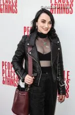 Evanna Lynch photo 7 of 389