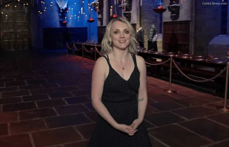 Evanna Lynch photo 21 of 389
