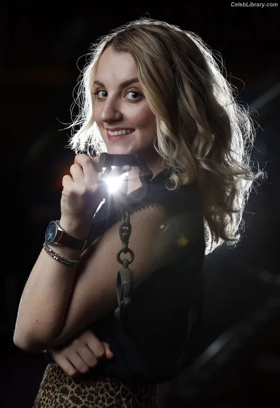Evanna Lynch photo 15 of 389