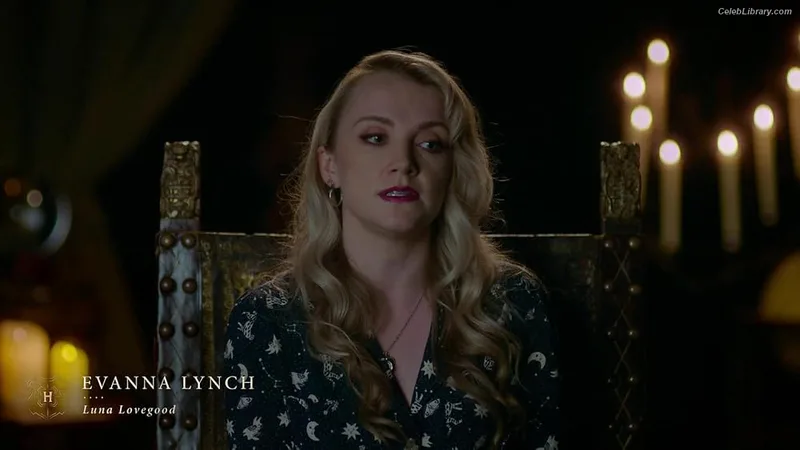 Evanna Lynch photo 7 of 389