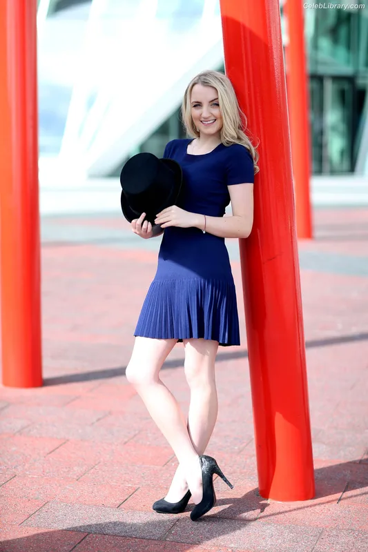 Evanna Lynch photo 9 of 389