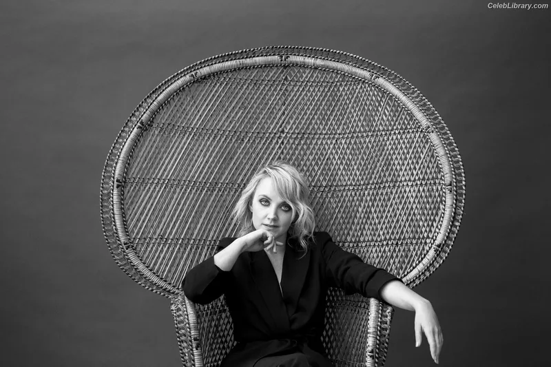 Evanna Lynch photo 12 of 389