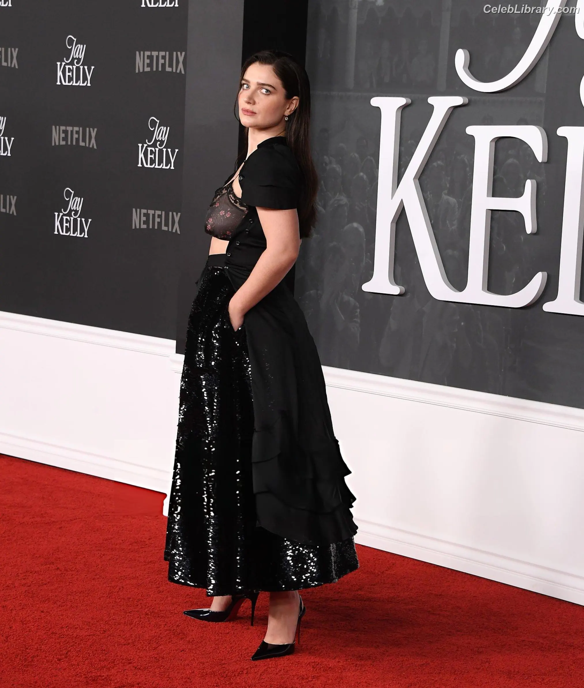 Eve Hewson photo 2 of 289