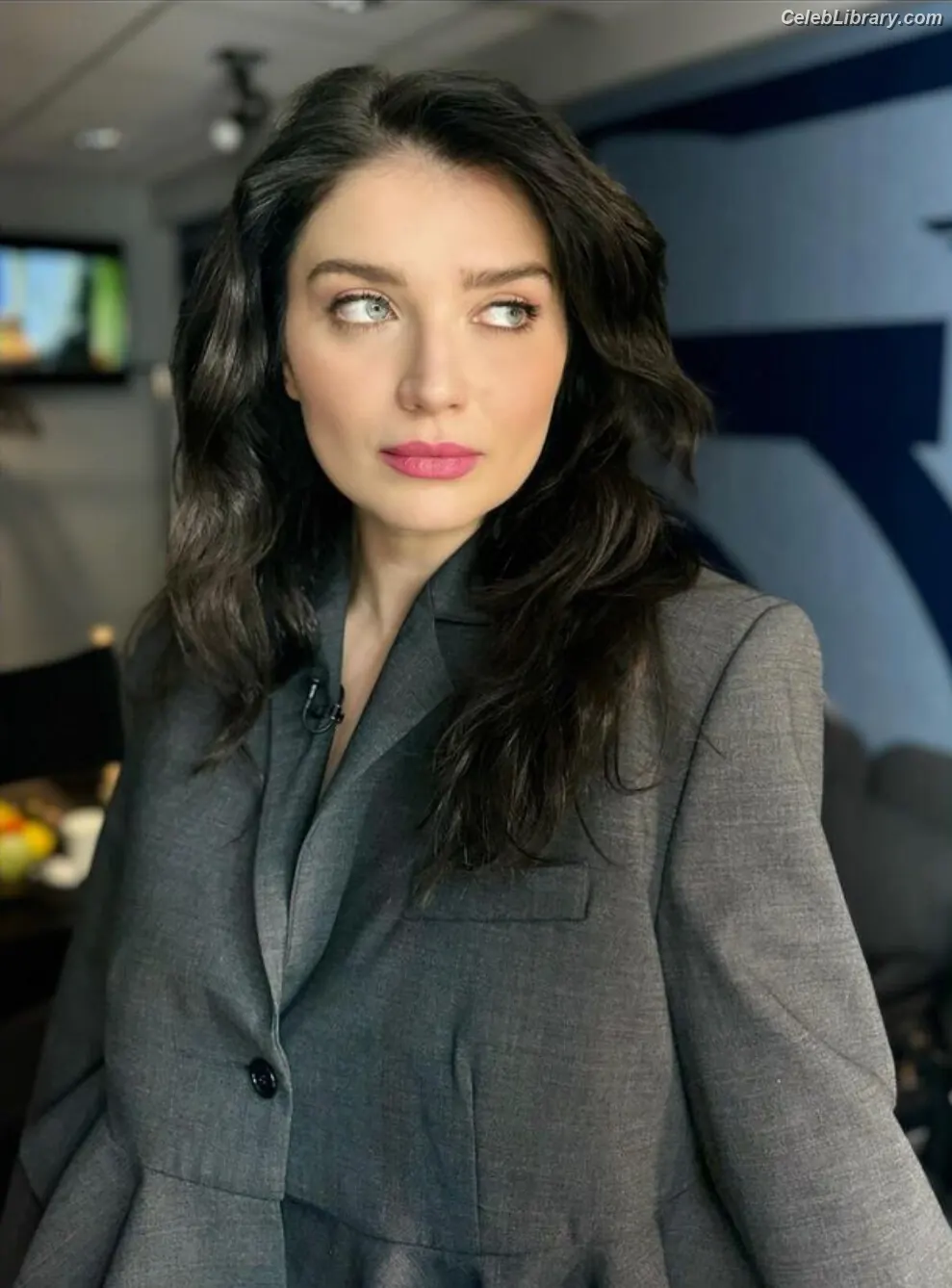 Eve Hewson photo 22 of 289
