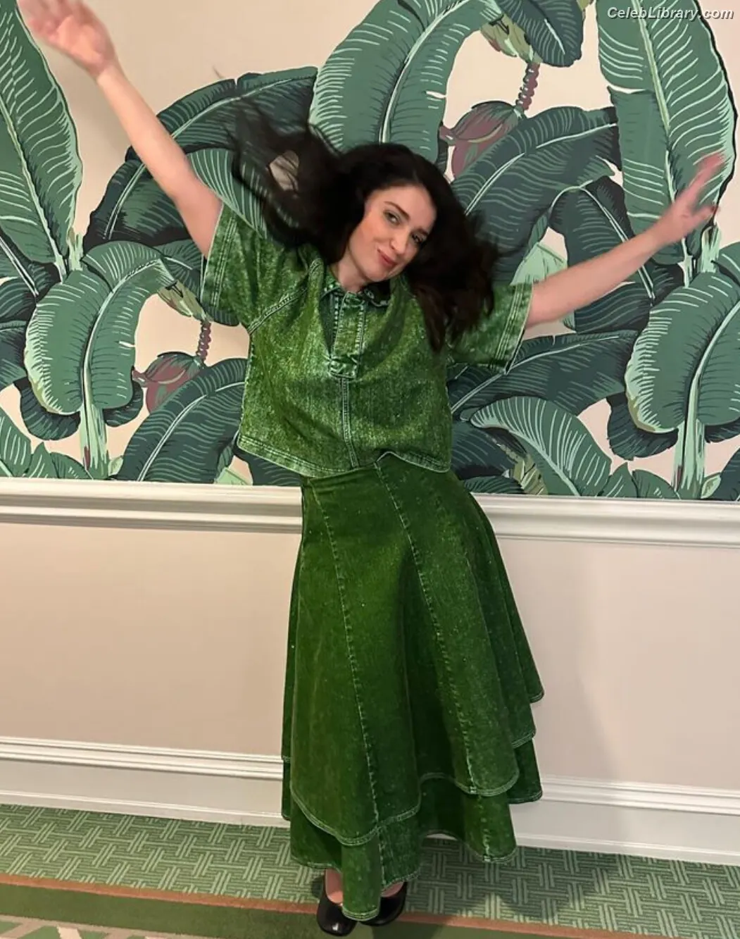 Eve Hewson photo 8 of 289