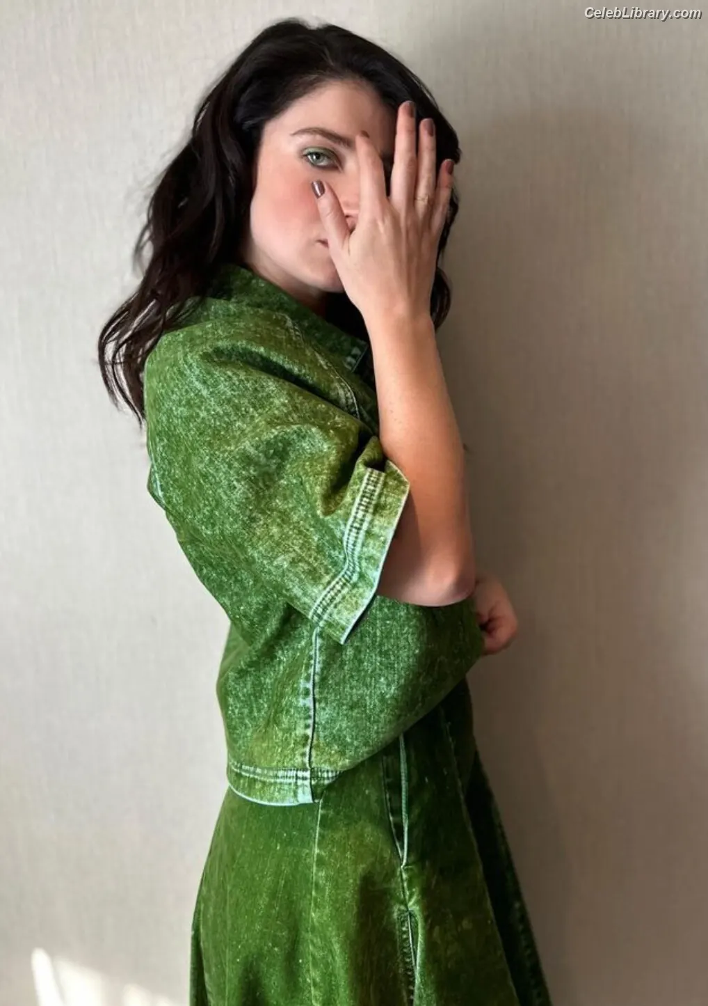 Eve Hewson photo 9 of 289