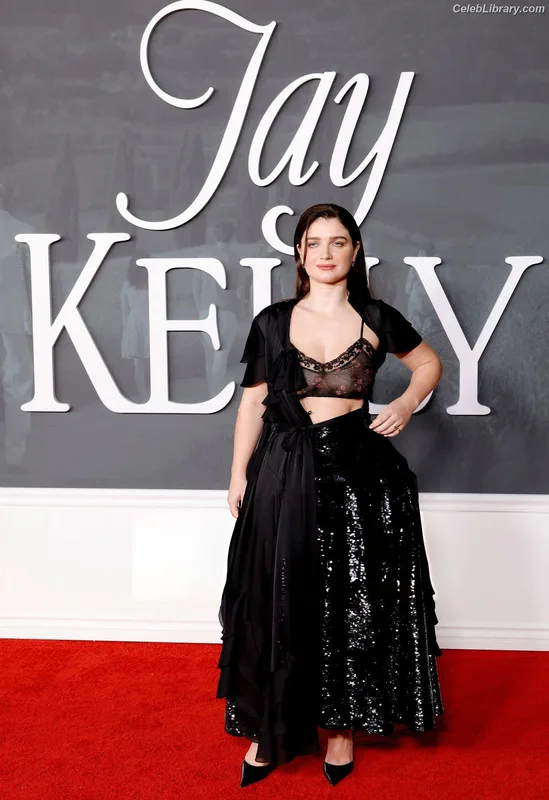 Eve Hewson photo 15 of 290